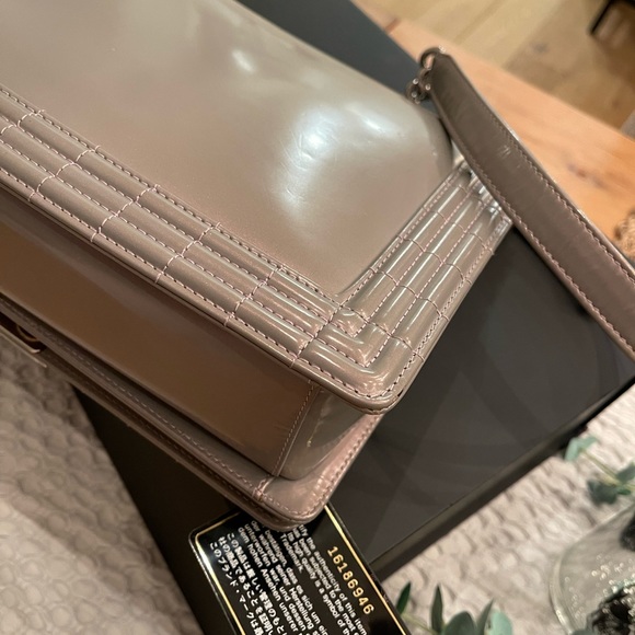 Chanel Lilac Iridescent Large Boy Bag - Picture 12 of 15